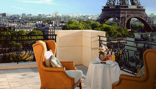 Эйфелева башня за окном. Топ-10 отелей с самыми красивыми видами