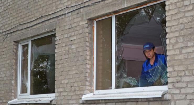 Бои в Луганске: под обстрел попали ГАИ, почта и райсовет
