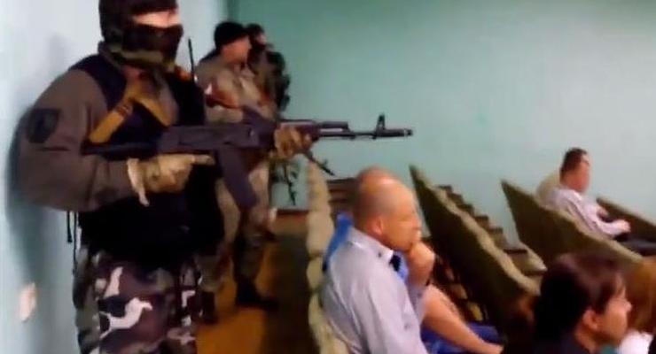 Обнародовано видео захвата МВД в Донецке