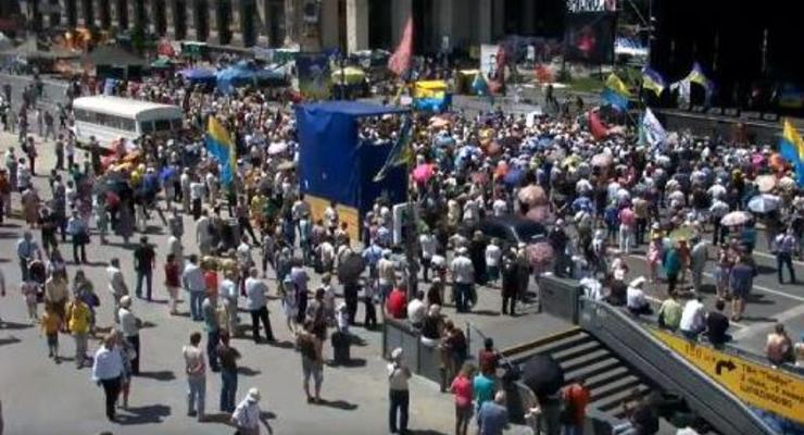 На Майдане проходит Вече: онлайн-трансляция