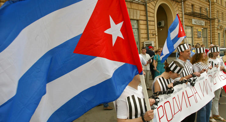 Россия возобновляет работу центра радиоперехвата на Кубе – СМИ
