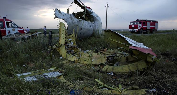 Сбитый в Донецкой области самолет Боинг-777