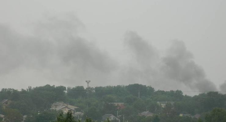 Возле Донецкого аэропорта слышны взрывы