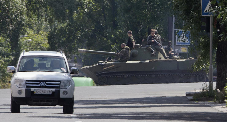 В Донецке идут активные бои, есть жертвы и пострадавшие - горсовет