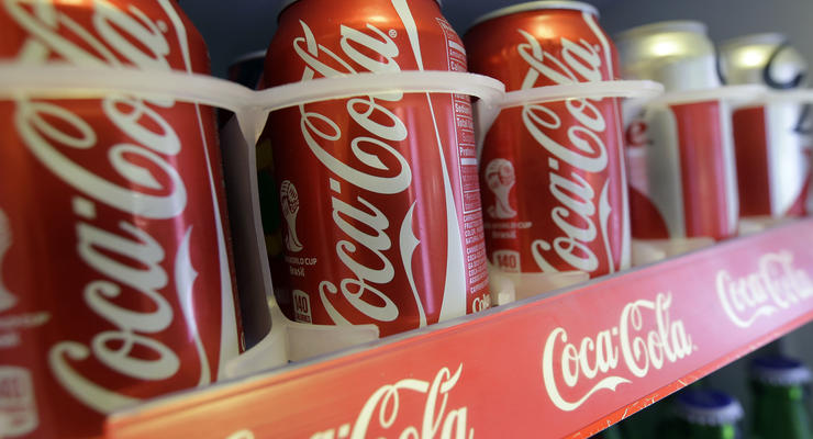 Коммунисты России готовят закон о налоге на Coca-Cola