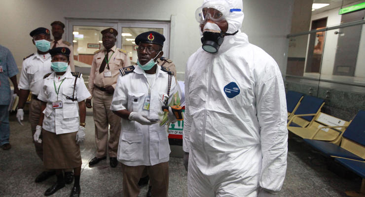 В Либерии из-за вспышки вируса Эбола объявлено чрезвычайное положение