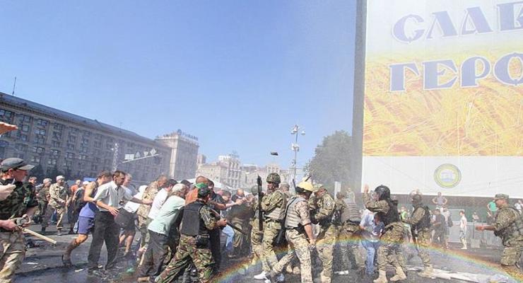 МВД сообщает о пострадавших милиционерах  в ходе столкновений на Майдане