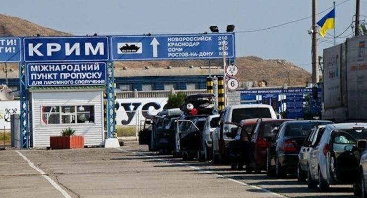 Крымское "правительство" намерено запретить продажу спиртного в районе керченской переправы