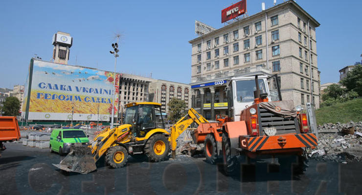 Как проходит ремонт на Майдане (фото)