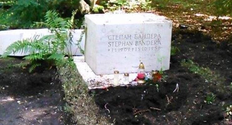В Германии взорвали могилу Степана Бандеры