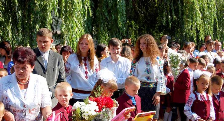 Львовские школы хотят перевести на шестидневку для экономии газа