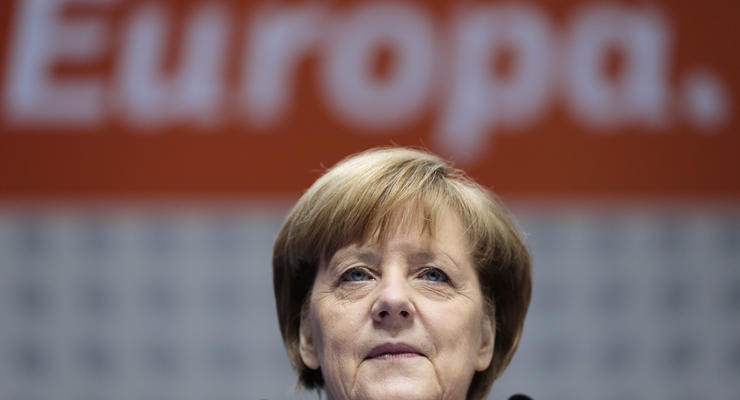 Меркель в Латвии: Не ждите базы НАТО и денег Брюсселя