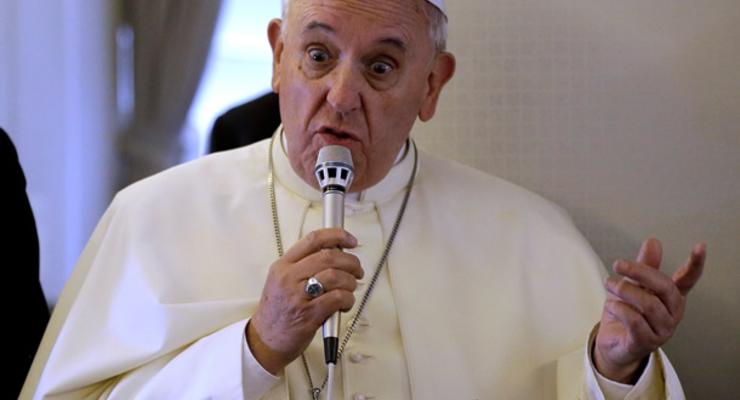 В Аргентине в ДТП погибли три родственника папы римского Франциска