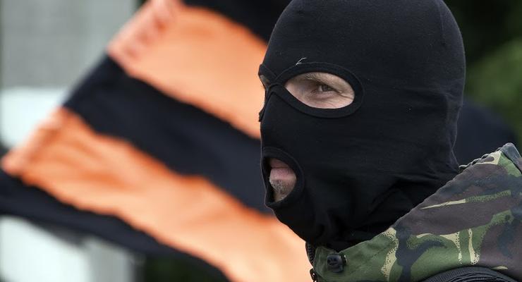 Сепаратисты заявили, что захватили большую часть Еленовки