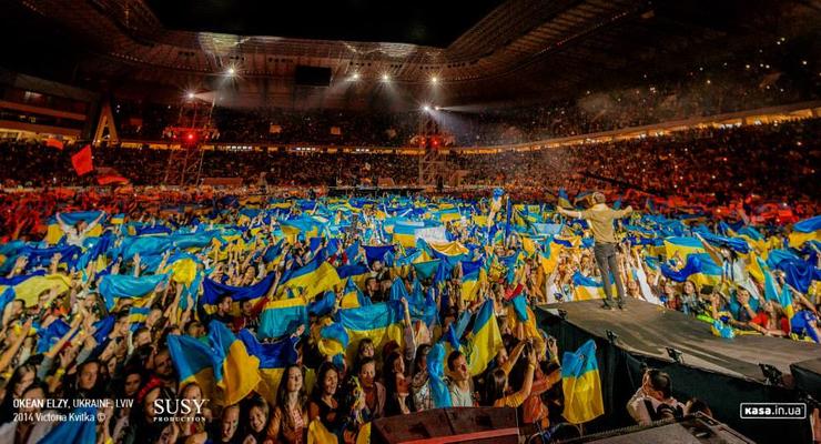 Сорок тысяч человек спели гимн Украины на концерте Океана Эльзы во Львове