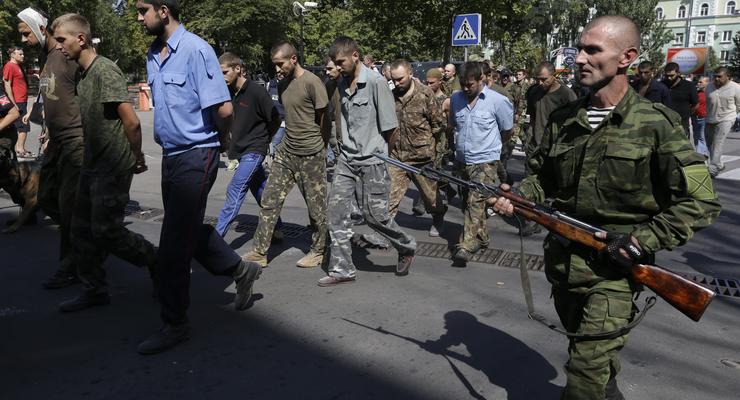 Климкин назвал "парад военнопленных" в Донецке точкой невозврата