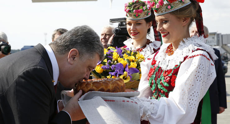 Порошенко уже прилетел в Минск, ожидается прибытие Эштон и Путина