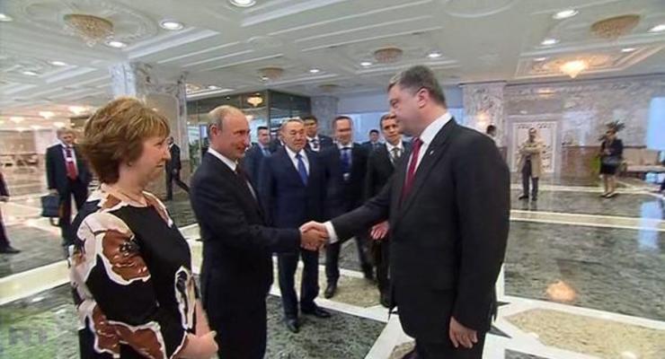 Видео дня:  Рукопожатие Путина и Порошенко и незабываемая выписка из роддома