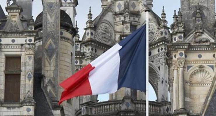 Во Франции приступает к обязанностям новый кабмин