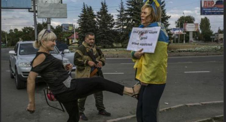 Стала известна судьба женщины, которую приковали к столбу в Донецке