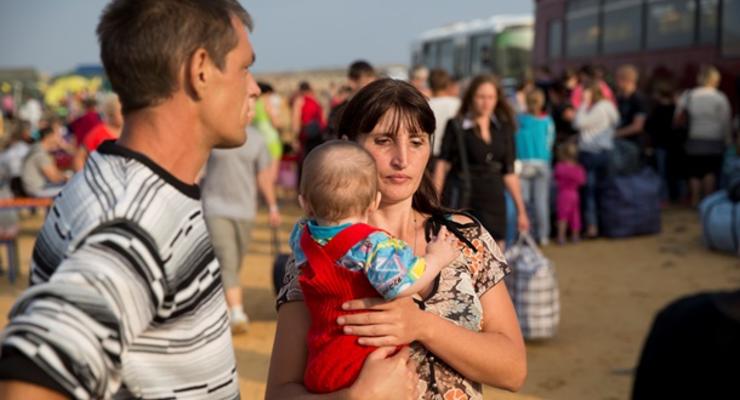 Беженцы с Донбасса просят Порошенко сделать все возможное для их возвращения домой