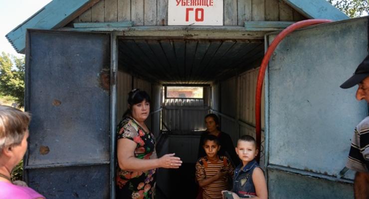 С Донбасса не могут эвакуировать больше сотни детей-сирот и инвалидов
