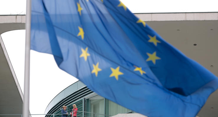 ЕС придержит санкции против России в случае перемирия – Reuters