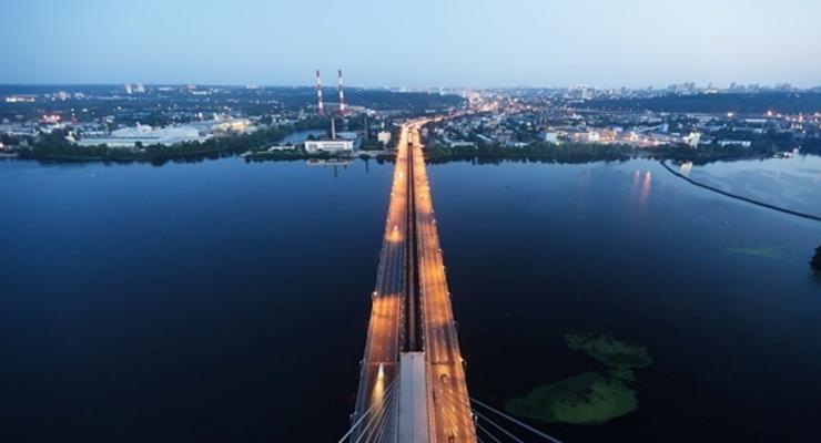 В Киеве на три дня ограничат движение на Южном мосту