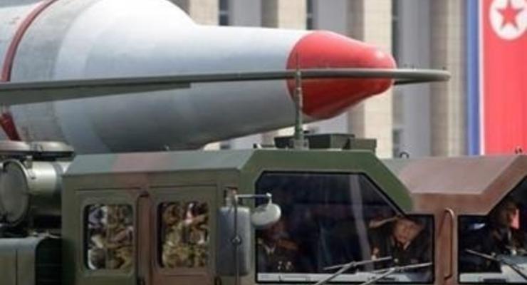 КНДР запустила три баллистические ракеты в сторону Японского моря