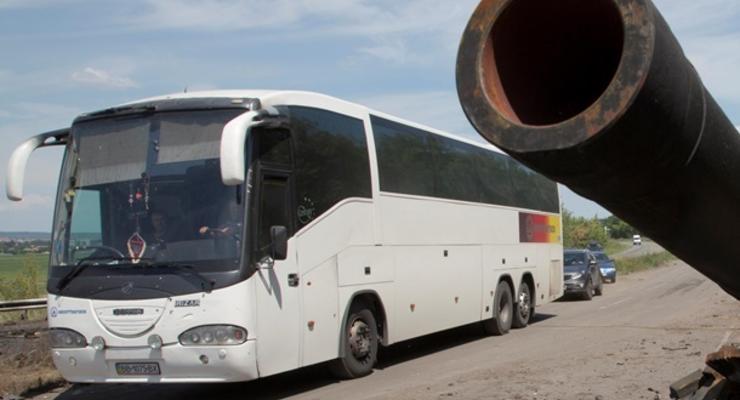 Власти Мариуполя отменили все рейсы автобусов в Россию