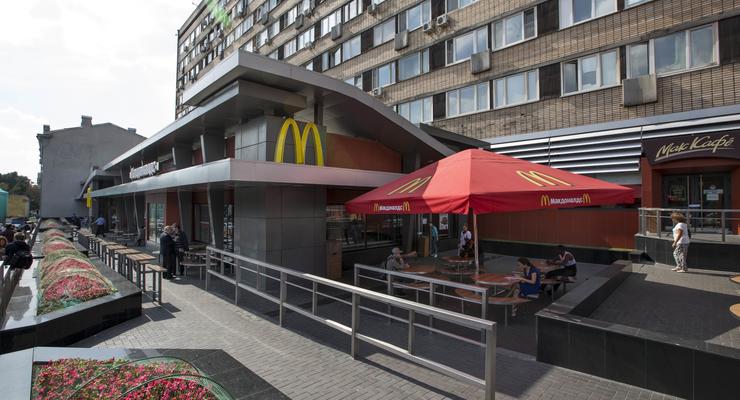 McDonald's закрывает несколько десятков заведений по России