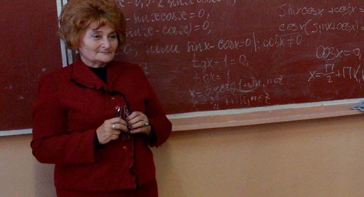 В Донецке ДНР принуждает учителей выходить на работу