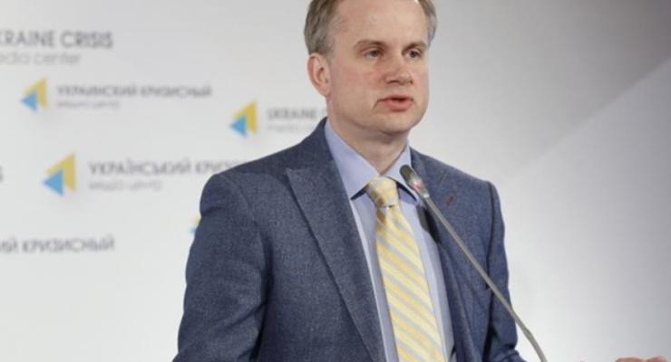 Замглавы МИД Лубкивский подал в отставку из-за отсрочки ассоциации c ЕС