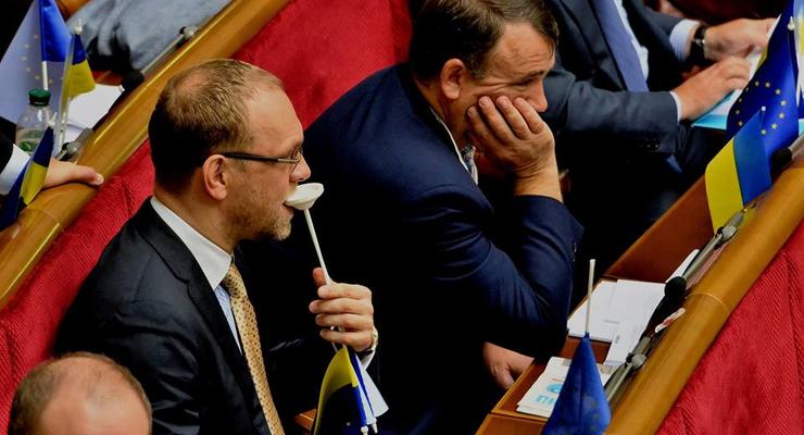 Закон об особом статусе Донбасса отредактировали после принятия – СМИ