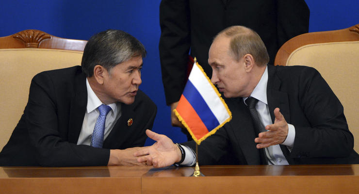 Россия усиливает контроль над Киргизией – The Guardian