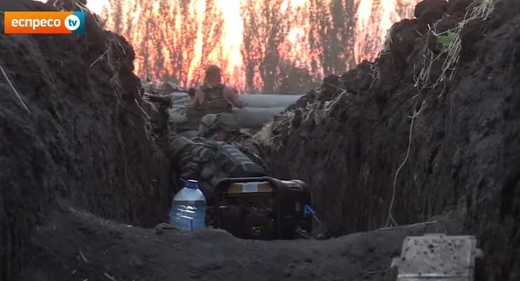 Посмотреть в глаза смерти: видео из окопа под Иловайском