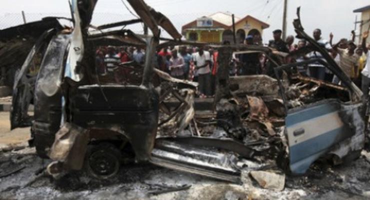 В Гвинее-Бисау автобус подорвался на мине, 19 человек погибли