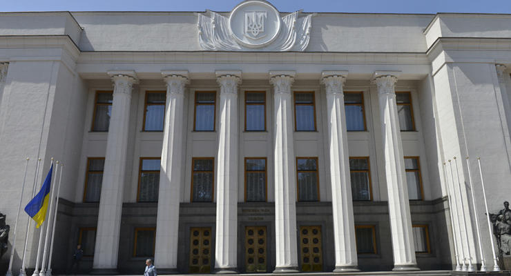 Яценюк инициирует внеочередное заседание Верховной Рады