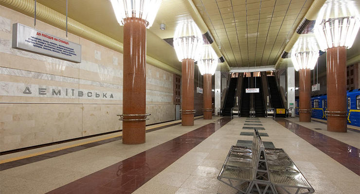 В киевском метро задержали троих пассажиров с гранатой