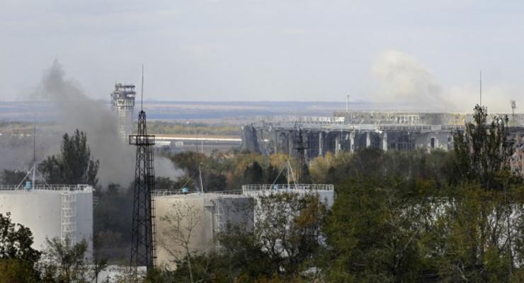 Украинские силовики отбили две атаки на аэропорт Донецка