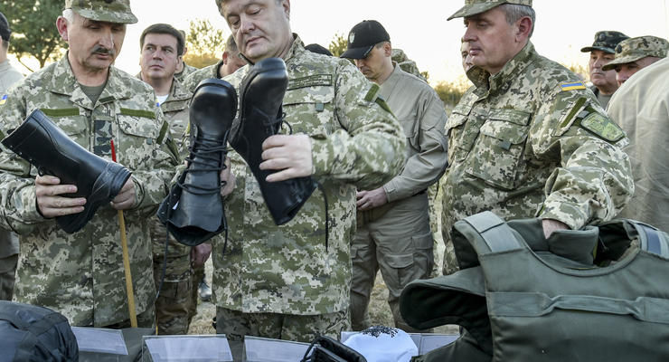 Порошенко надеется на достижение "артиллерийской тишины" на Донбассе
