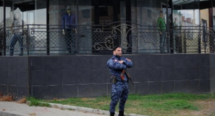 Пять полицейских погибли, 12 пострадали в результате теракта в Грозном