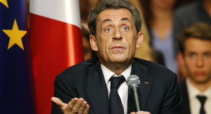 Саркози предлагает пересмотреть закон об однополых браках