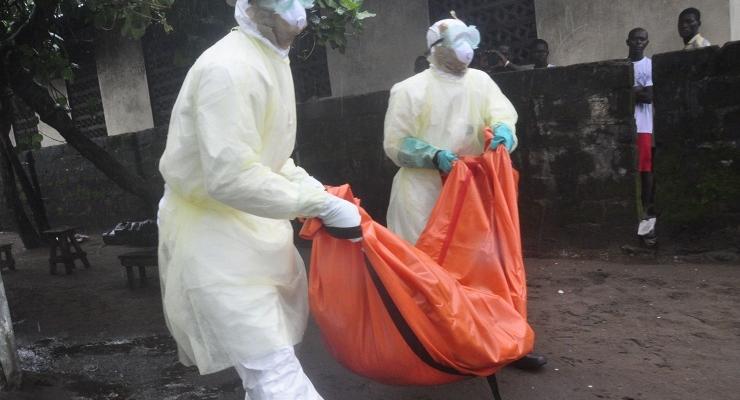 В зону распространения вируса Эбола готовят отправить мобильный крематорий