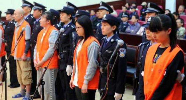 Членов секты в Китае приговорили к смерти за убийство в Макдоналдс