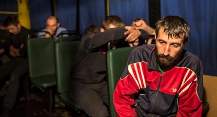 За время перемирия освобождено почти 1500 заложников - Порошенко