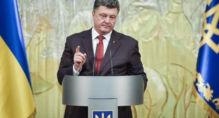 Украинцы разошлись в оценке деятельности Порошенко - опрос