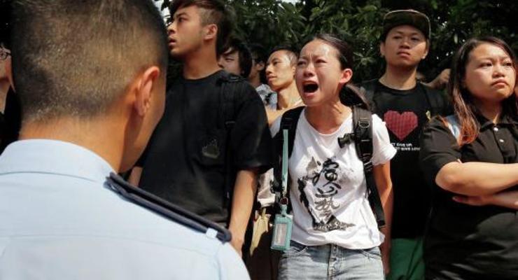 В Гонконге произошли новые столкновения протестующих с полицией