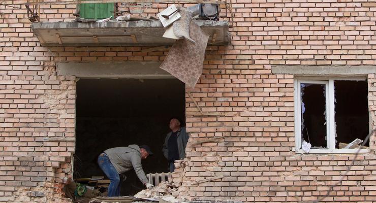 Фото из Донецка: взрывы в районе Донбасс-Арены и химзавода