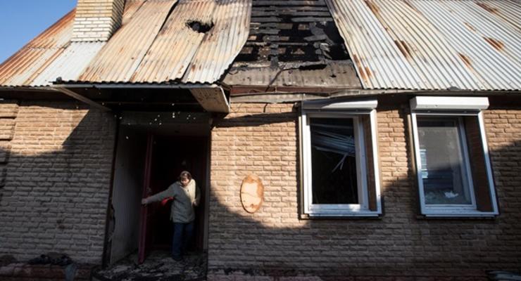 Красный Крест поможет отремонтировать поврежденные дома на Донбассе